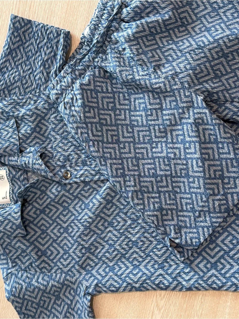 Sovereign Code Blue Patterned Button-Up - Picture 2 of 6